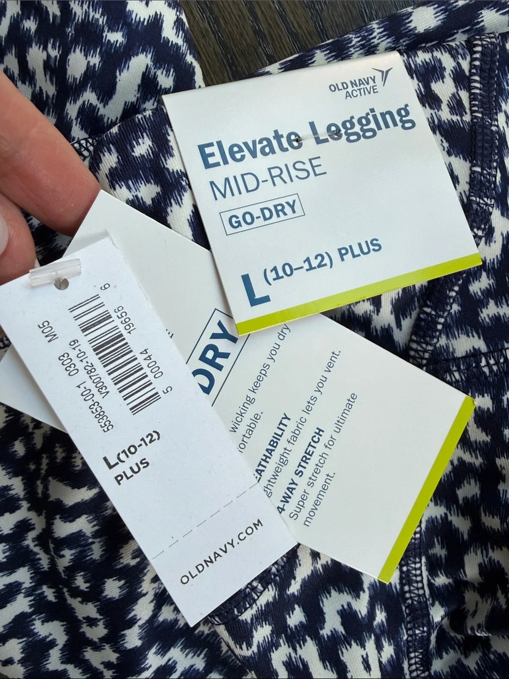 NEW Girls' Old Navy Elevate Leggings - Mid-Rise Go-Dry Bottoms + Bonus Camo Pair